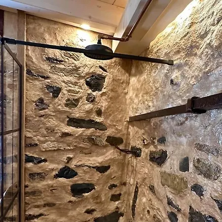 Ferienhaus Romantic Stone With Amazing View Of And Oleandra Laglio