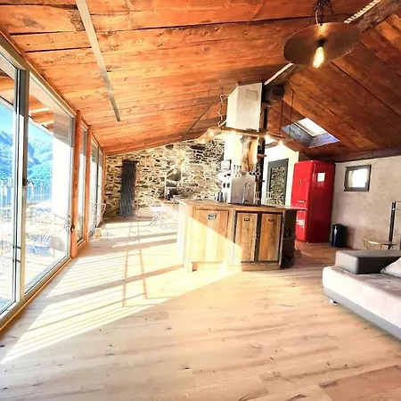 Romantic Stone With Amazing View Of And Oleandra Holiday home Laglio