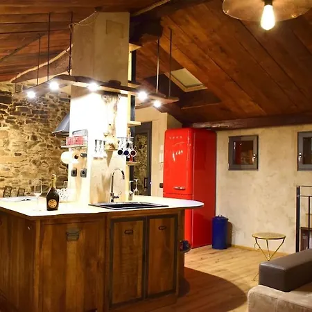 Holiday home Romantic Stone With Amazing View Of And Oleandra